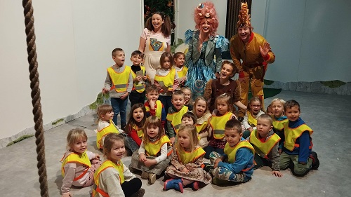 Messenger creation CE271472-B9C9-44B9-878B-067395A902A3